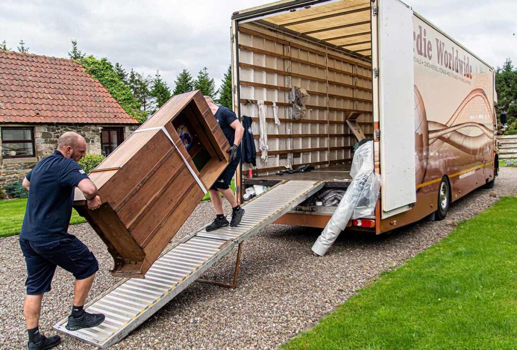ultimate guide to moving home moving heavy lifting